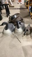 (13) CANADA GOOSE DECOYS IN CARRY BAG - (2) LARGE, (11) SMALL