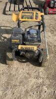 DEWALT GAS PRESSURE WASHER - 2.5 GPM