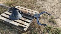 CAST SCHOOL BELL WITH HANGER -