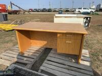 Single pedestal oak desk