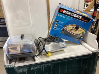 BOX W/ELECTRIC FRYPAN, AND GRIDDLE/ROASTER PAN