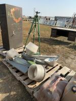 Pallet of Outdoor lights lights And sprinkler