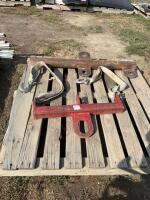 Two spreaders