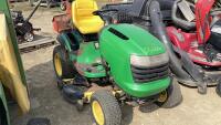 JOHN DEERE L120 LAWN TRACTOR