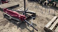 CANTILEVER UMBRELLA WITH STAND