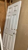 WHITE EXTERIOR 32" DOOR
