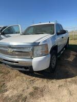2010 Chevrolet Silverado 1500 extended cab short box 4X4