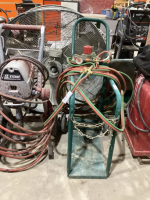 ACETYLENE CUTTING TORCH, HOSES, REGULATOR AND CART