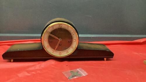 ANTIQUE FORESTVILLE MANTLE CLOCK