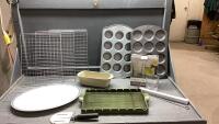 BOX W/ BAKING SHEETS, PLATTER, LOAF PAN, PIZZA CUTTER, GLASSES, SHISHKABOB TRAY + RODS