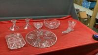 BOX W/ PINWHEEL CRYSTAL PIECES
