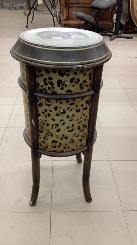 SAFARI MOTIF STORAGE TABLE
