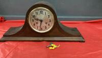 MANTEL CLOCK