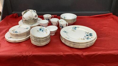 ROYAL ALBERT CHINA - CORNFLOWER