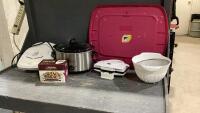 GOOD TOTE W/ CROCKPOT, SANDWICH MAKER, GEORGE FOREMAN, STRAINER