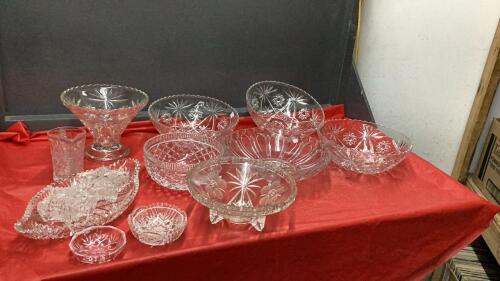 GOOD LIDDED TOTE W/ GLASSWARE - SOME CRYSTAL