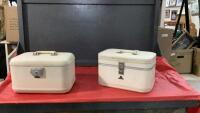 (2) VINTAGE HARDSIDED MAKEUP TRAVEL CASES