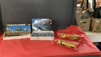 (2) VINTAGE MODEL KITS AND (2) VINTAGE SEMI TRUCKS