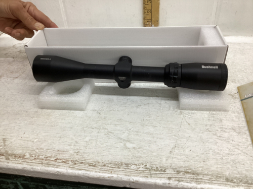 BUSHNELL RIFLE SCOPE