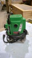 Hitachi router