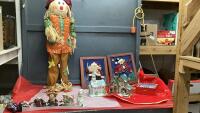 SCARECROW STAKE & CHRISTMAS DECORATIONS
