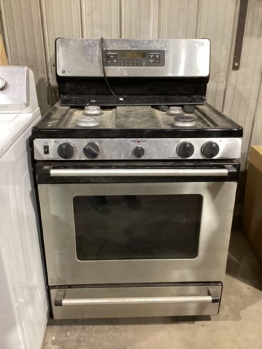 GE GAS STOVE