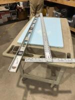 Drywall square & level