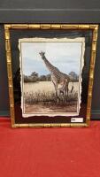 GIRAFFE PICTURE IN GOLD FRAME