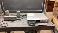 RCA DVD PLAYER + 3 SPEAKERS