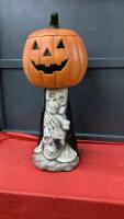 HALLOWEEN CANDY HOLDER - RESIN