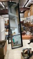 FREE STANDING MIRROR