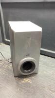 RCA SUBWOOFER