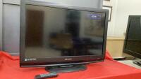 EMERSON 32" FLAT SCREEN TV W/ REMOTE ON STAND