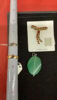 24K GOLD PLATED RING, SILVER RING, GREEN STONE PENDANT & CRYSTAL BROOCH