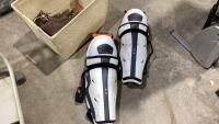 NIKE QUEST SHIN GUARDS AND A PAIR OF VINTAGE SKATES