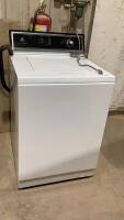 MAYTAG WASHING MACHINE