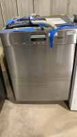 MIELE BUILT IN DISHWASHER