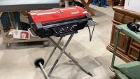 COLEMAN NXT200 FOLDING BBQ