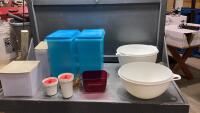 BOX WITH TUPPERWARE