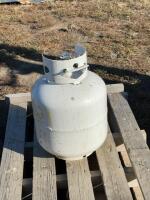 20 pound propane tank