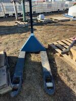 Pallet jack