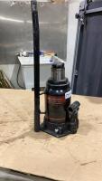 MOTOMASTER BOTTLE JACK