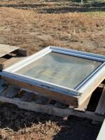 Thermal pain window