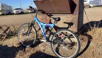 SPORTEK MUD DAWG -18 SPEED BIKE
