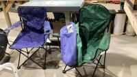 (2) FOLDING LAWN CHAIRS