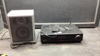 GENEXXA VHS PLAYER + RCA SPEAKER