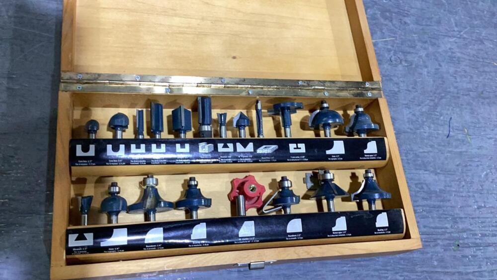 Mastercraft Router Bits Kit MASTERCRAFT ROUTER BIT SET IN WOOD BOX