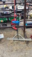 BUNDLE W/ LANDSCAPE RAKE, SMALL BROOLMS & DUSTLPAN
