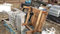 PALLET W/ OUTDOOR FURNITURE
