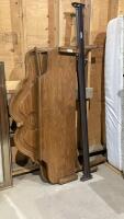 BED FRAME - OAK - 60&rdquo;